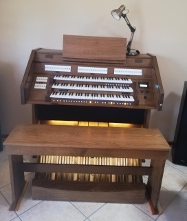 Content Celeste 340R
Sold pvt to Pretoria organist June 2021

